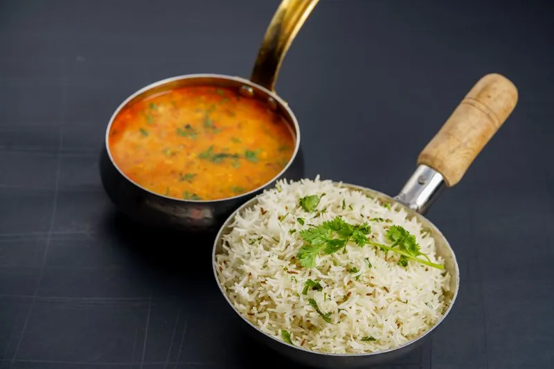 Pudina Khara Pongal Recipe (Rice and Lentils Cooked With Mint Leaves & Mild Spices) — photo 2
