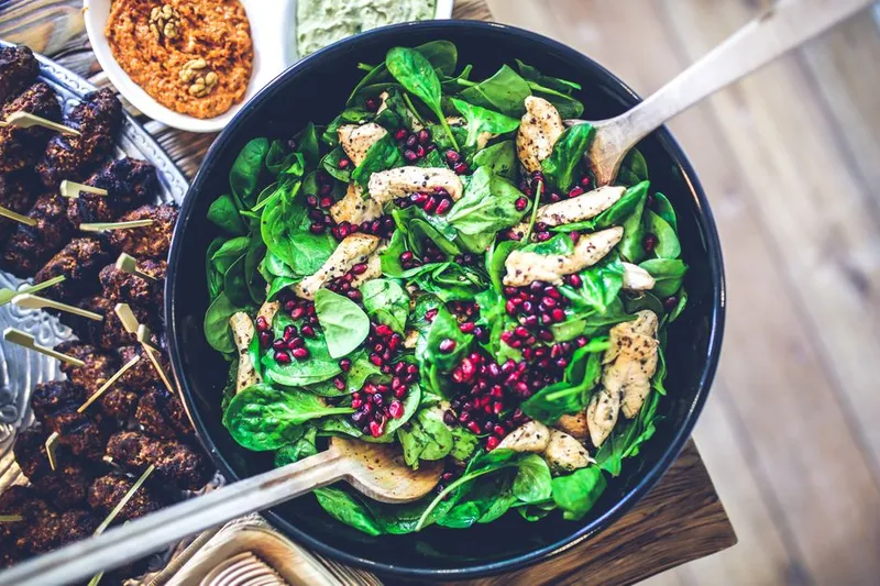 Cabbage, Spinach, Pomegranate Slaw with Lemon Dressing Recipe — photo 2