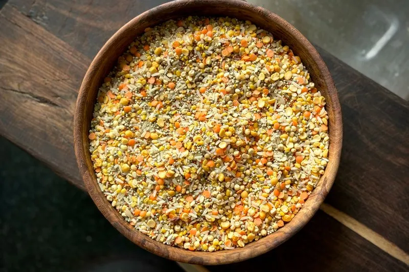 Lentils and Mixed Grains Khichda Recipe