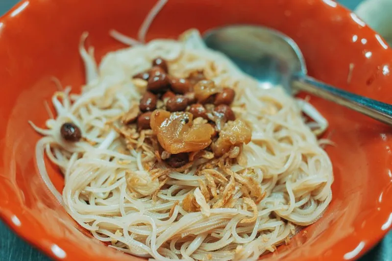 Udupi Style Red Parboiled Rice Sevai Recipe (Red Rice Vermicelli)