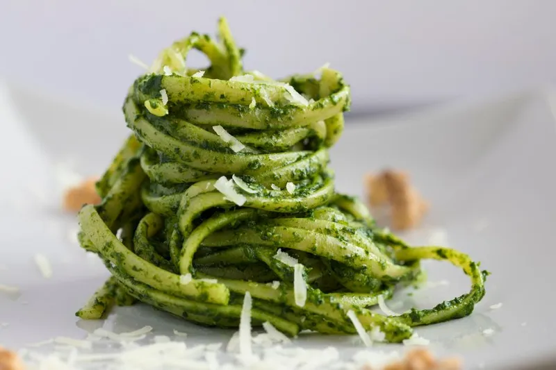 Spirulina and Mint Basil Pesto Pasta Recipe