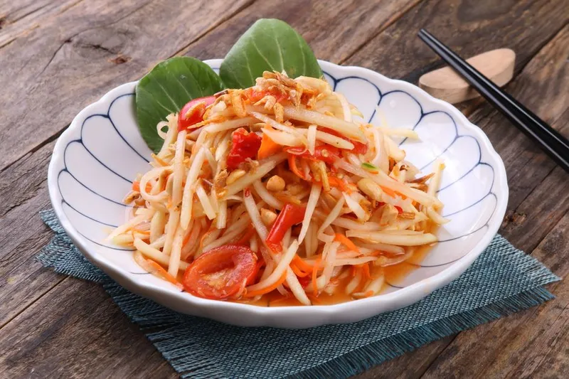 Papaya Orange Pomegranate Salad Recipe With Roasted Peanuts — photo 2
