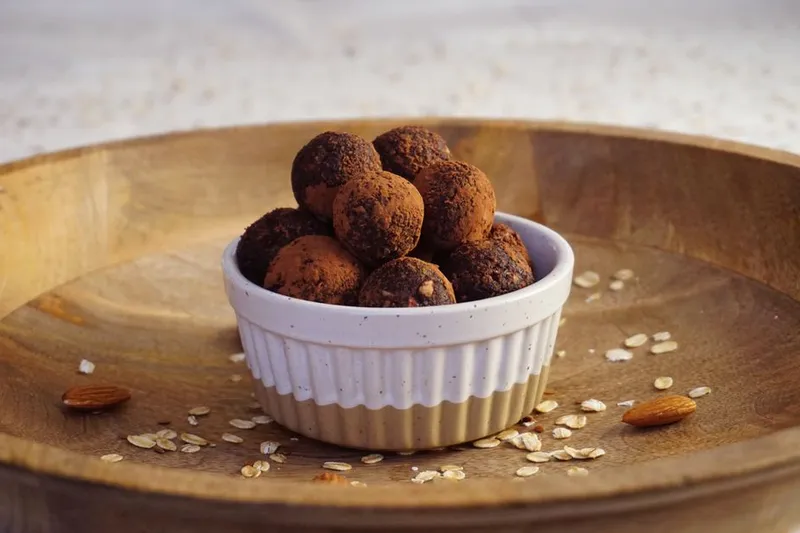 Nutty Oats Almond Truffle Recipe - A Healthy Snack — photo 2