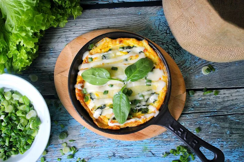 Egg White Spinach Omelette Recipe With Garlic & Oregano — photo 2