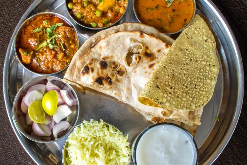Lauki Badi Ki Sabzi (Recipe In Hindi)