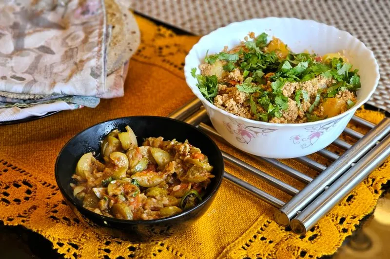 Menthi Aaku Badeela Koora Recipe - Besan Muthia Cooked With Methi Leaves