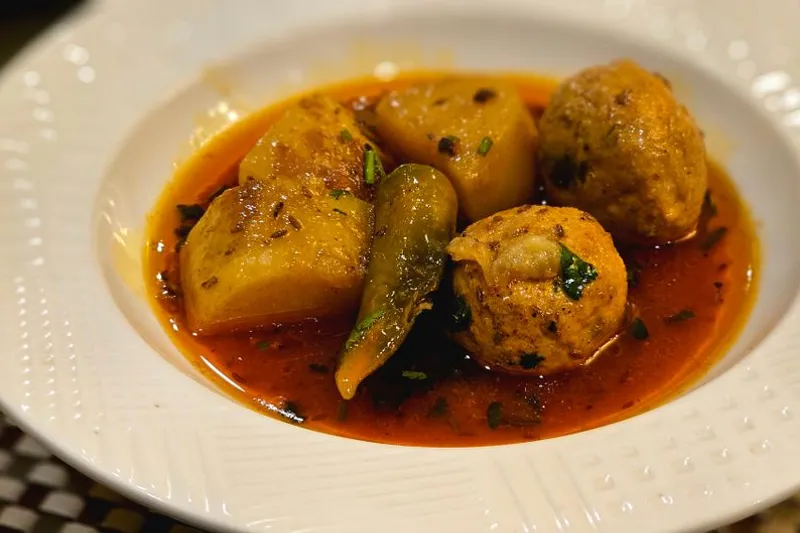 Marwadi Gatte Ki Kadhi Recipe - Gram Flour Dumpling In Yogurt Curry