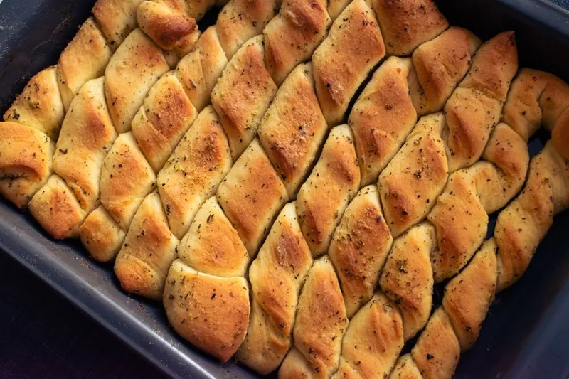 Crispy Eggless Pinwheels Bread Recipe