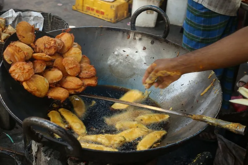 Kerala Pazham Pori Recipe - Banana Fritters Recipe | Nedra Pazham Fry