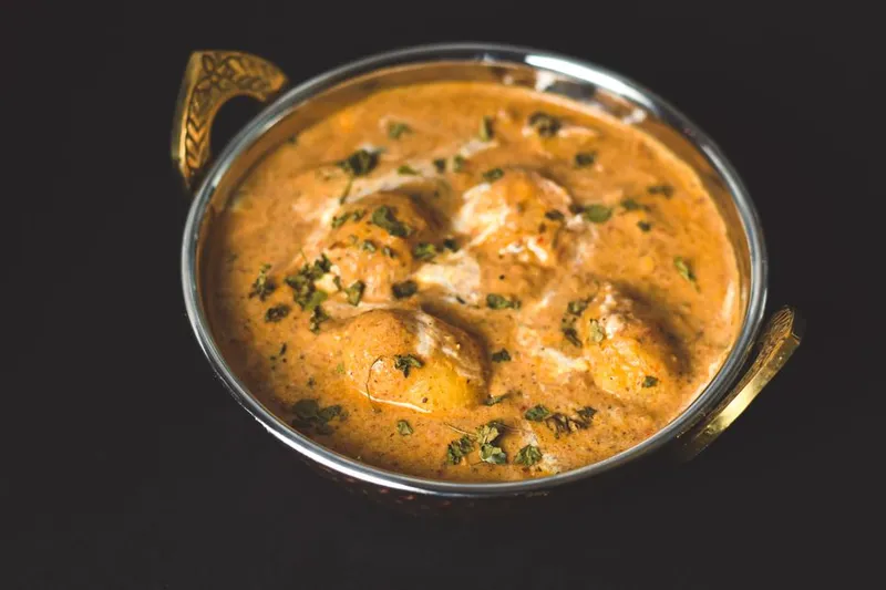 Dum Murgh Kali Mirch Recipe - Chicken In Rich White Gravy — photo 2