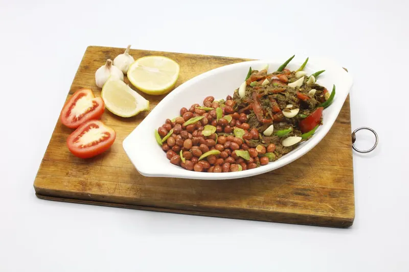 Drumstick Leaves Sabzi With Crushed Peanuts Recipe