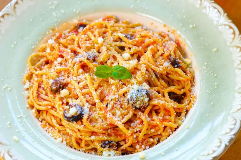 Cheese And Olive Spaghetti Recipe