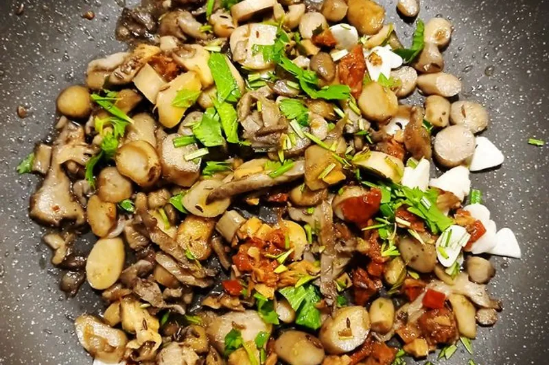 Mushroom Thoran Recipe - Mushroom Thoran Recipe — photo 2