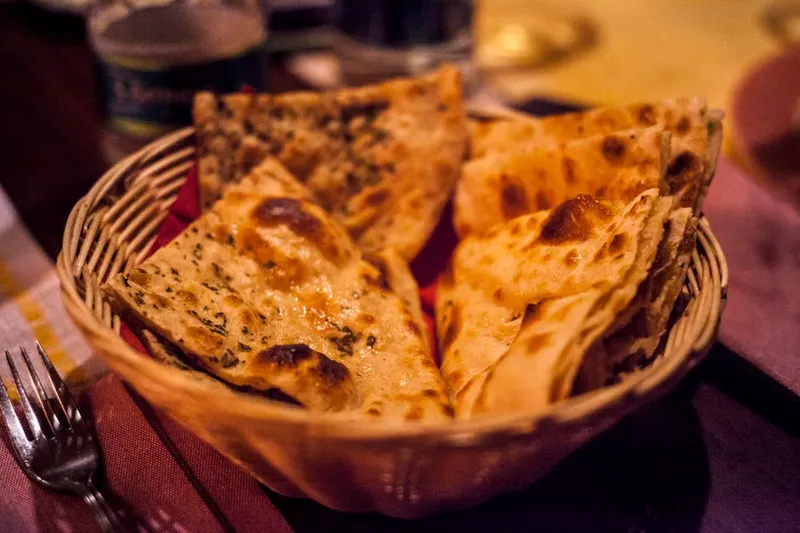 Butter Garlic Naan Recipe - Garlic Flavoured Flatbread