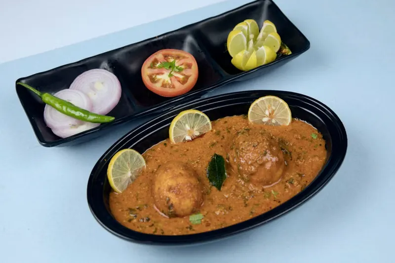 Bengali Egg Vegetable Recipe - Bengali Egg Curry (Recipe In Hindi)