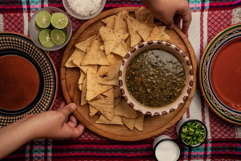 Spicy Mexican Salsa Verde Recipe - Green Tomato Salsa — photo 2