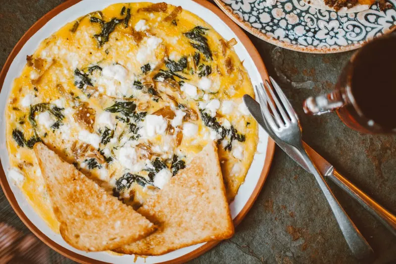 Mushroom & Goat Cheese Omelette with Spinach Recipe