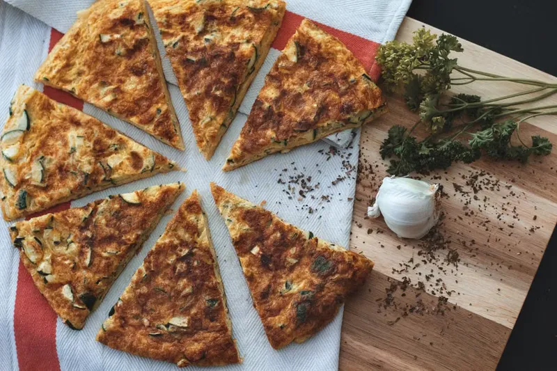 Garlic Crust Vegetable Pizza Recipe
