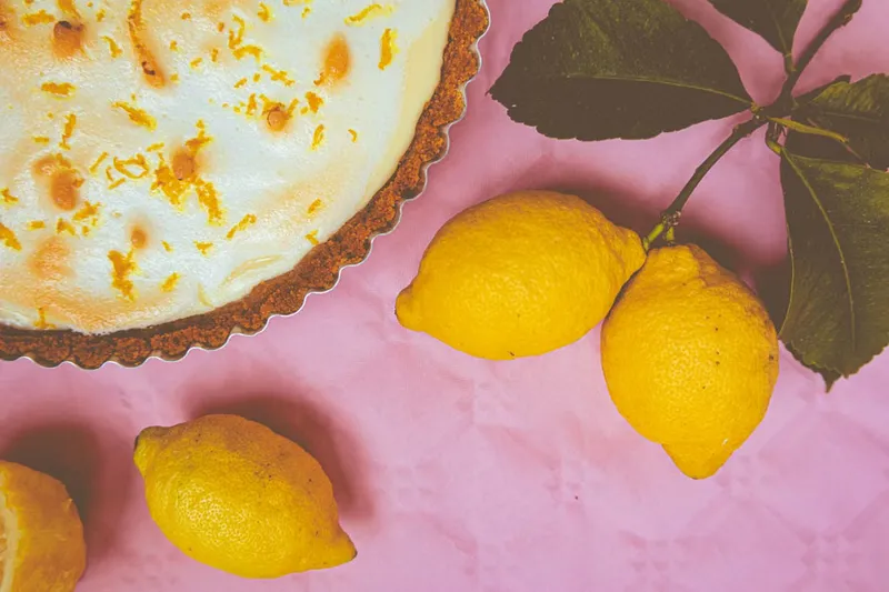 No-Bake Tangy Lemon Pie Recipe