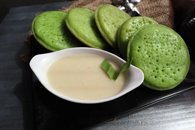 Kashmiri Chhir Chot Recipe- Rice Pancakes