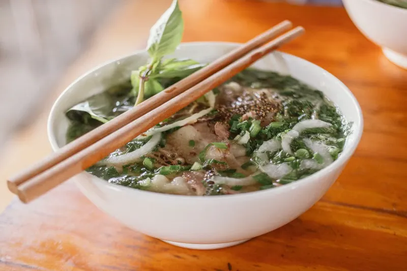 Vietnamese Rice Pocket Recipe With Caramelised Onions & Chillies