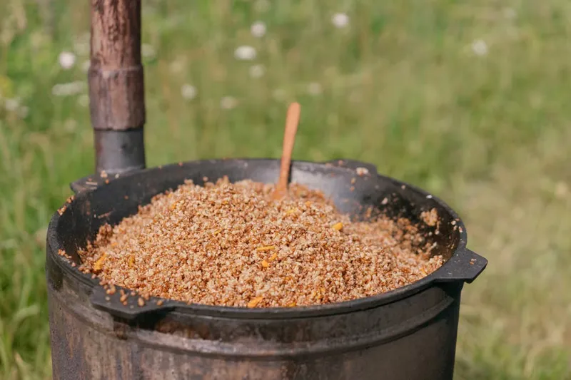 North Arcot Special Greens Rava Puliyodharai Recipe - Broken Wheat / Dalia Puliogare — photo 2