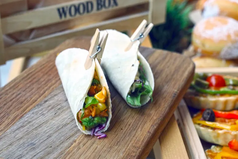 Crunchy Vegetables Tortilla Wrap Recipe — photo 2