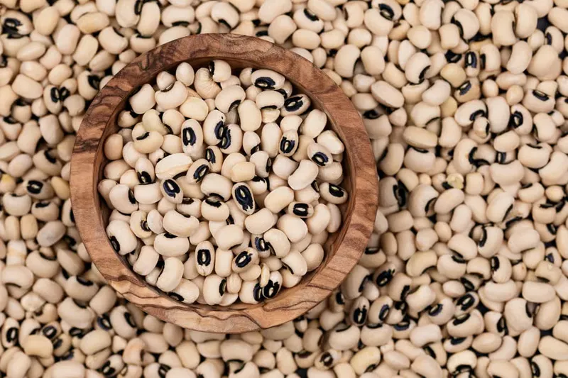 Goan Style Tonak Alsanyache Recipe (Black eyed beans cooked in Tonak Masala Recipe) — photo 2