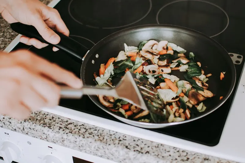 Spinach Stir Fry Recipe With Garlic — photo 2