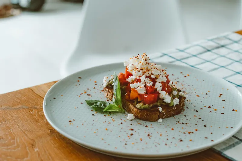 Mediterranean Tomato Basil Sandwich Recipe With Sweet Piquanté Pepper