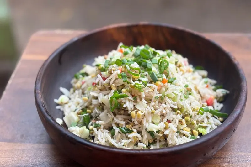 Spring Onion & Roasted Garlic Brown Rice Recipe