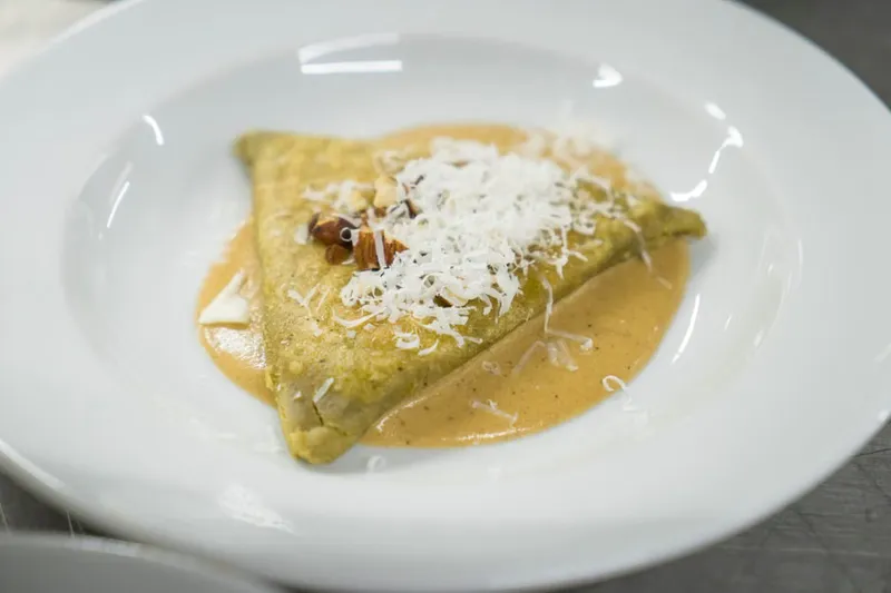 Whole Wheat Crepes With Roasted Vegetables And White Sauce Recipe — photo 2