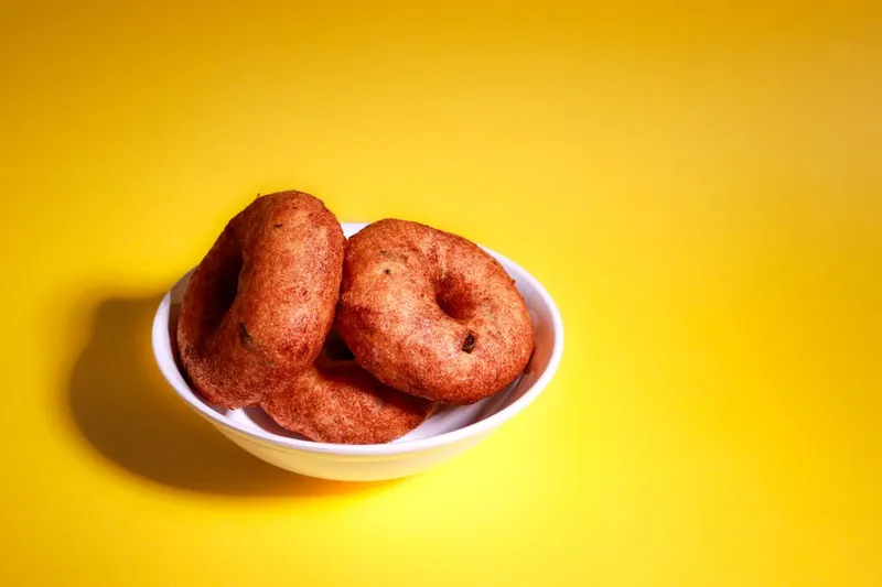 Rajasthani Kalmi Vada Recipe - Chana Dal Vada