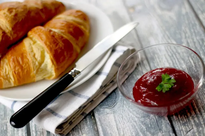 French Toast Jam Roll Ups Recipe — photo 2