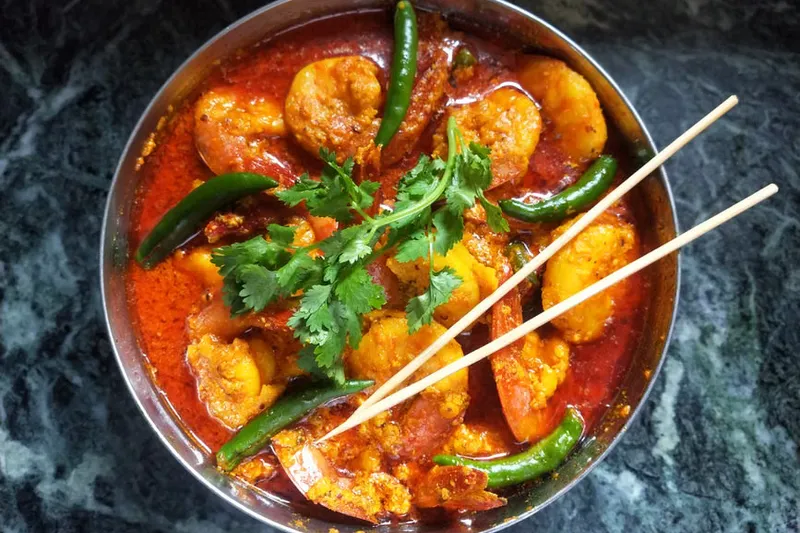 Lau Chingri Recipe (Bottle Gourd And Shrimp Curry)