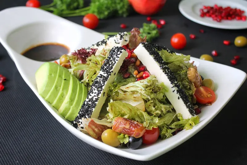 Avocado And Almond Salad Recipe With Feta Cheese — photo 2