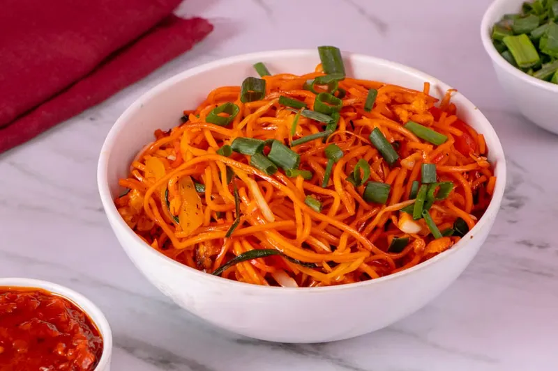 Spicy Schezwan Vegetable Noodles Recipe — photo 2