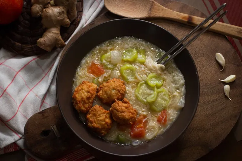 Mee Bakso Recipe - Indonesian Meatball Noodle Soup — photo 2