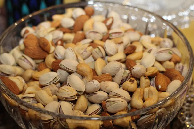 Makhana Badam Mixture Recipe - Healthy Snack/ Trail Mix