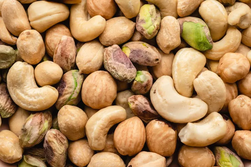 Makhana Badam Mixture Recipe - Healthy Snack/ Trail Mix — photo 2