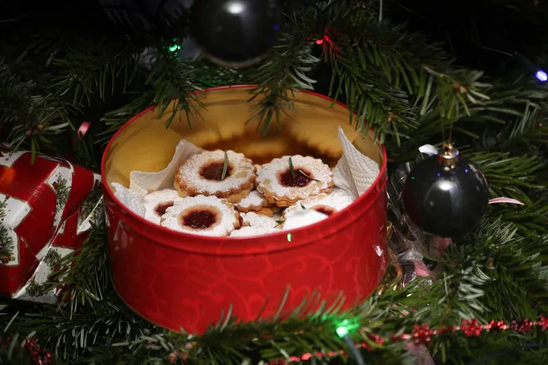 Linzer Cookies Recipe
