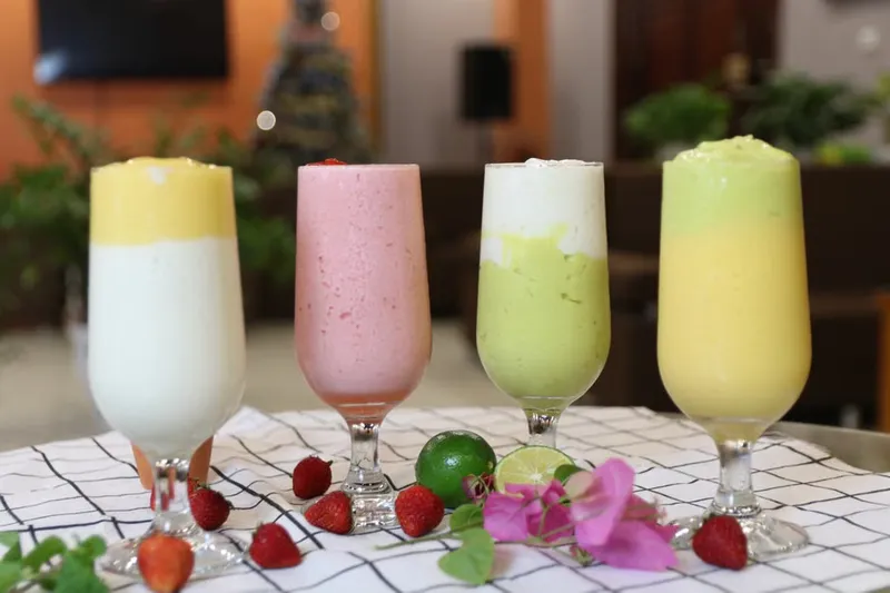 Peach Lassi Recipe - Peach Yogurt Smoothie — photo 2