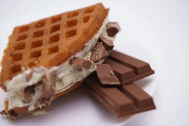 Homemade Kit Kat Bars Recipe