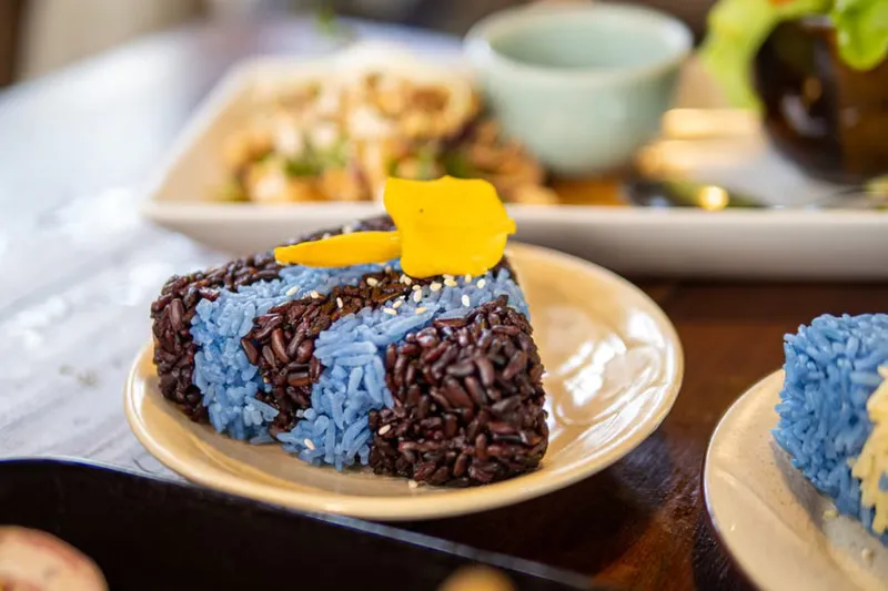 Khao Neeo Mamuang - Thai Sweet Sticky Rice With Mango