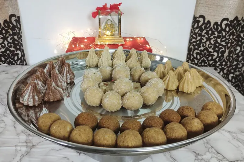 Churma Ladoo Recipe - Atta/Whole Wheat Ladoo