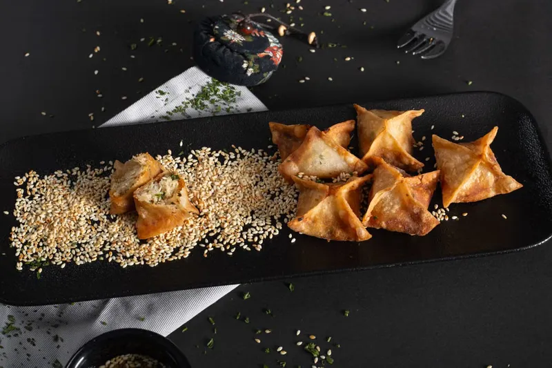 Karwar Style Yerappe Ani Recipe- Rice and Black Split Gram Fried Dumpling — photo 2