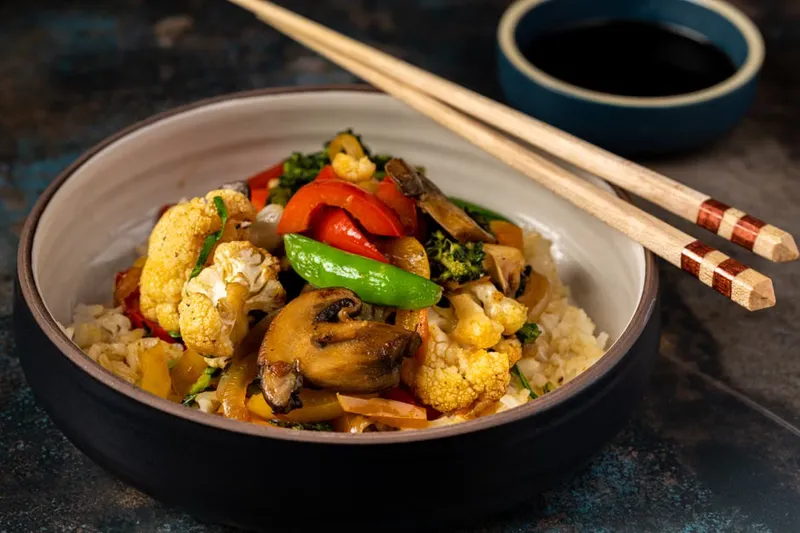 Steamed Cauliflower Curry Recipe (Healthy Stir Fry) — photo 2