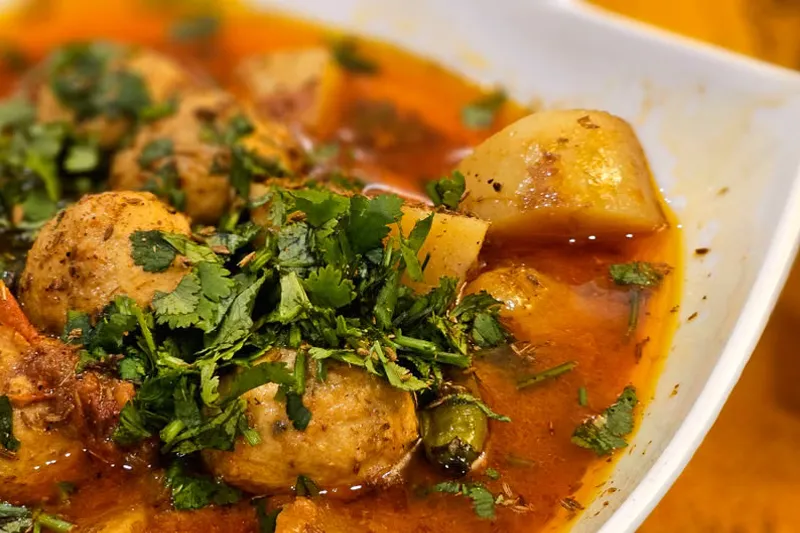 Pata Gobi Aur Kele Kofta Curry Recipe - No onion No Garlic