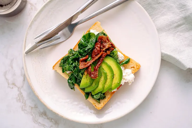 Cheesy Spinach Open Toast Recipe