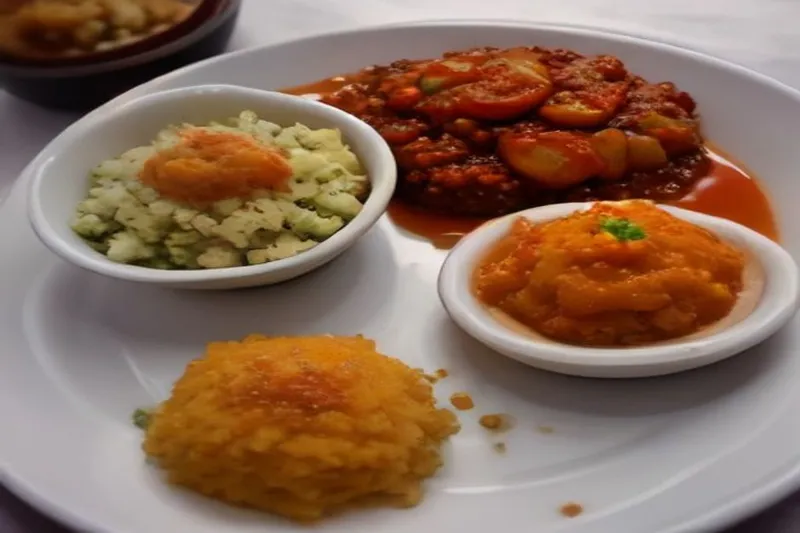Bengali Phool Gobhir Paturi Recipe (Cauliflower & Potatoes With Poppy Seed Paste) — photo 2